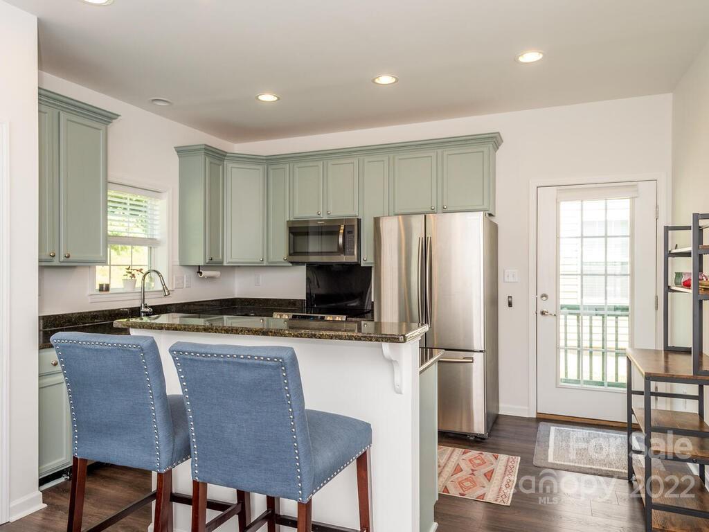 4 Willow Shade Drive Asheville NC 28806