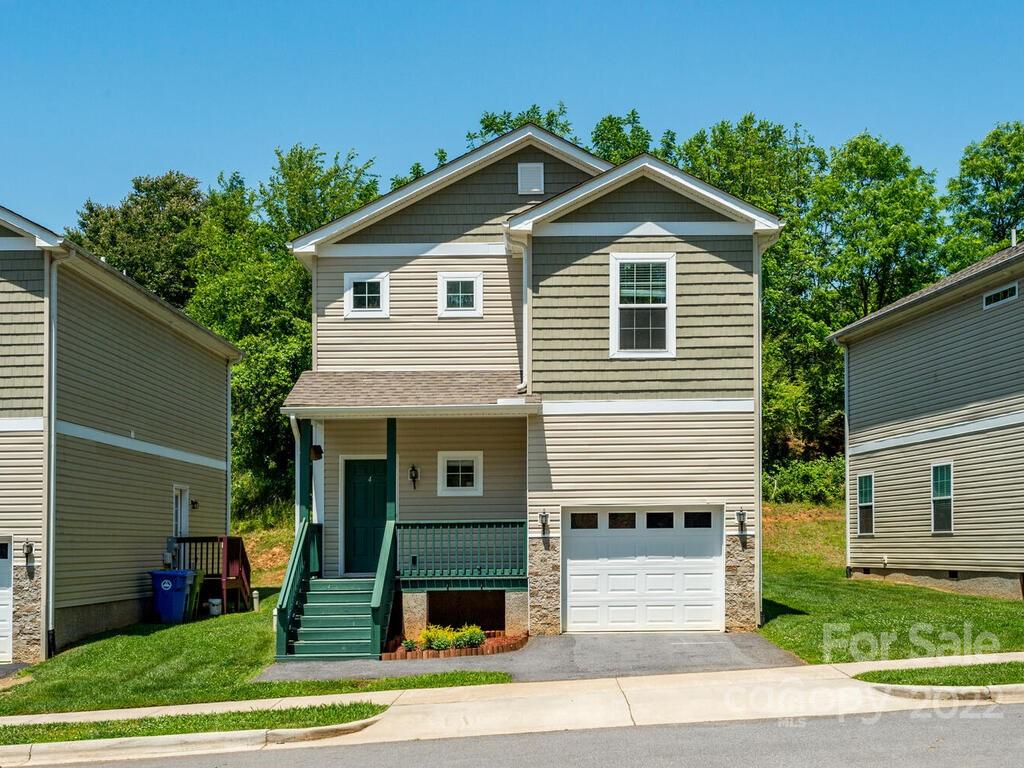 4 Willow Shade Drive Asheville NC 28806