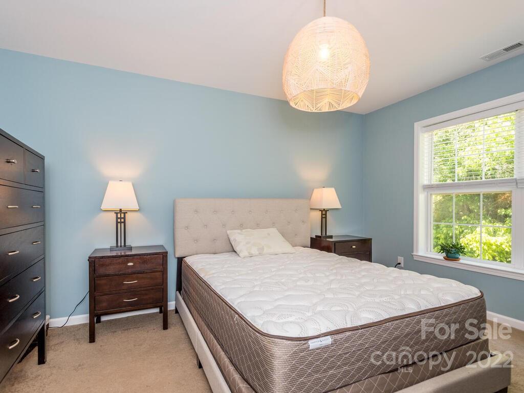 4 Willow Shade Drive Asheville NC 28806