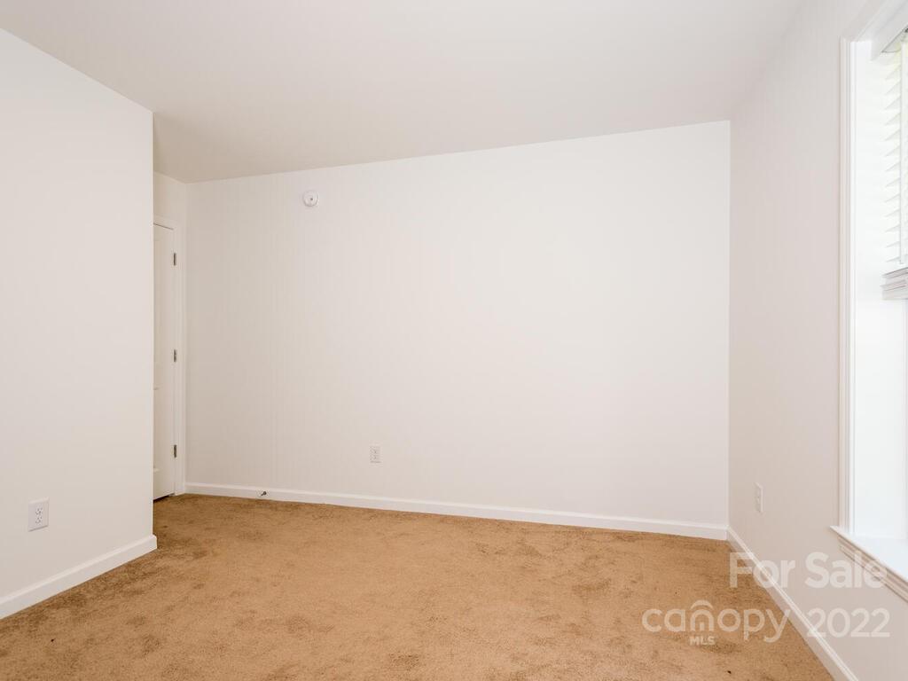 4 Willow Shade Drive Asheville NC 28806