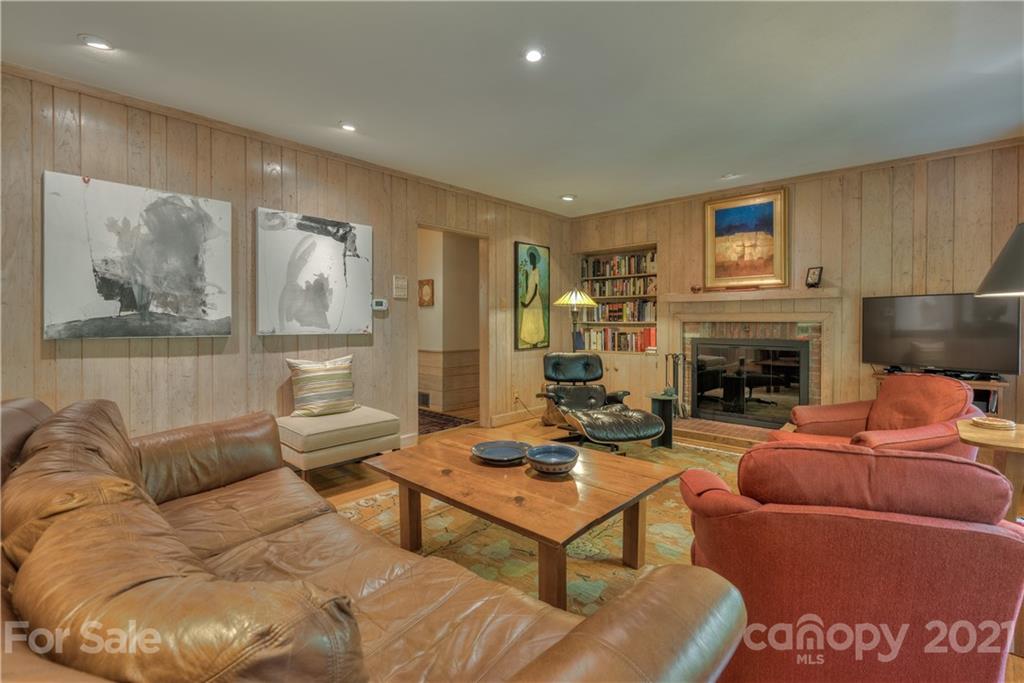 185 Greenstoke Loop Tryon NC 28782