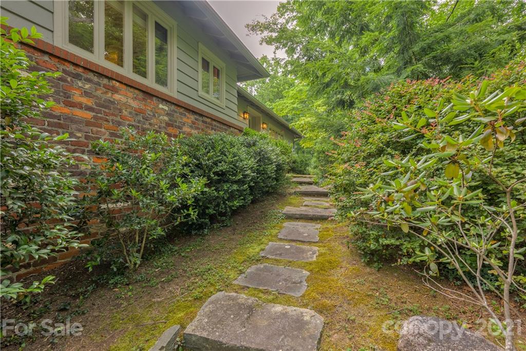 185 Greenstoke Loop Tryon NC 28782