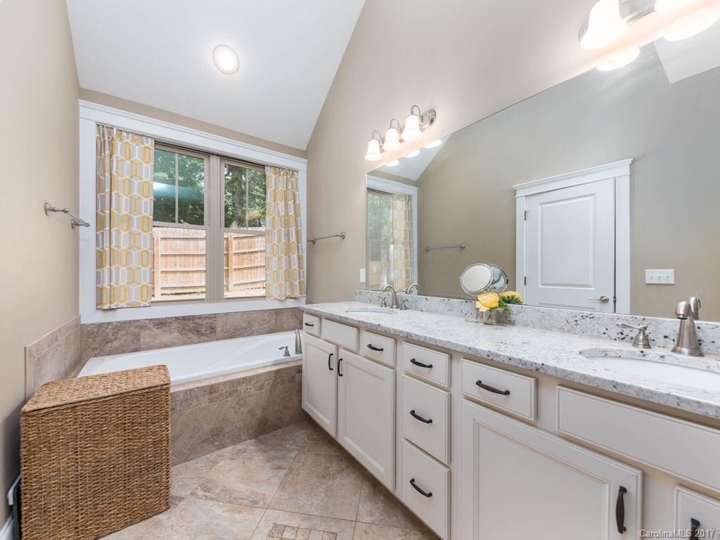 3 Ayr Court Arden NC 28704