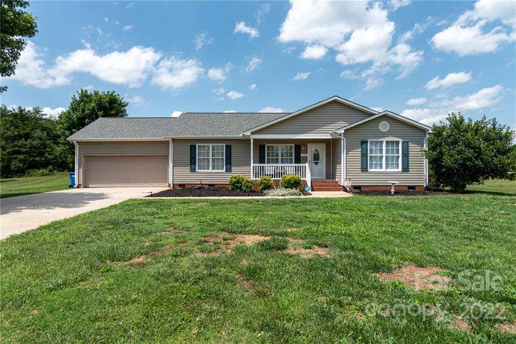 125 Rock Island Drive Statesville NC 28625