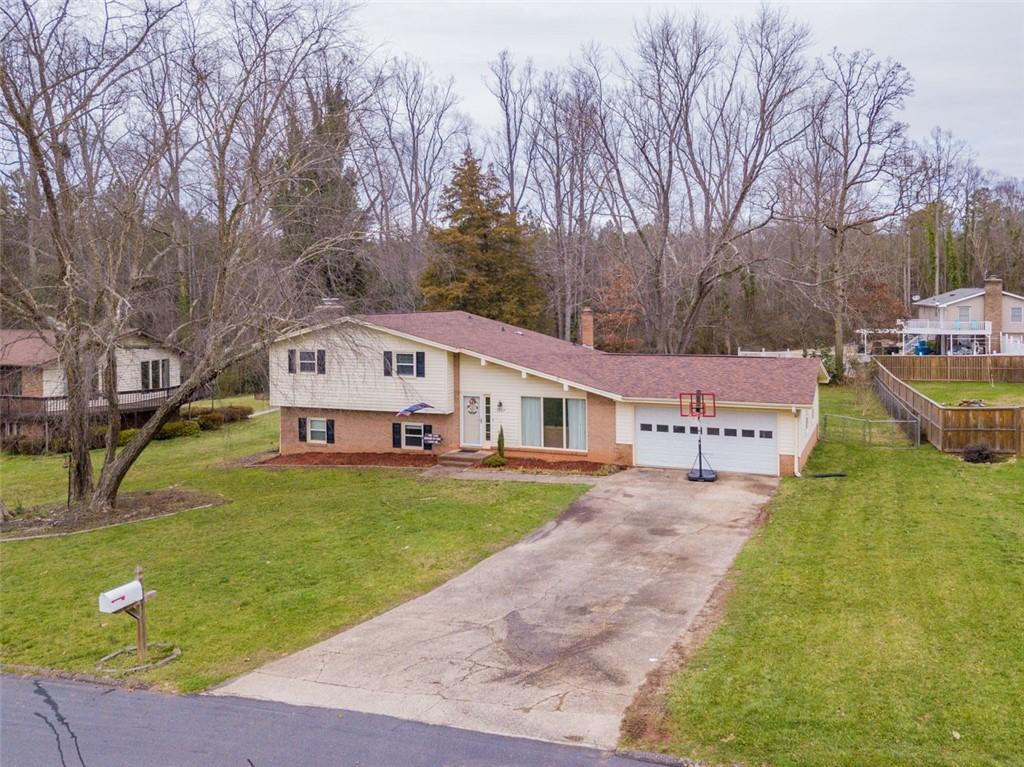 3037 26th Avenue Place NE Hickory NC 28601