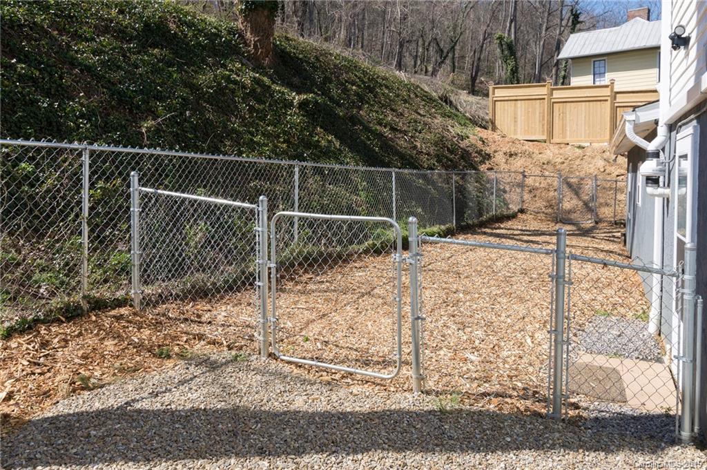 74 Wayside Road Asheville NC 28805