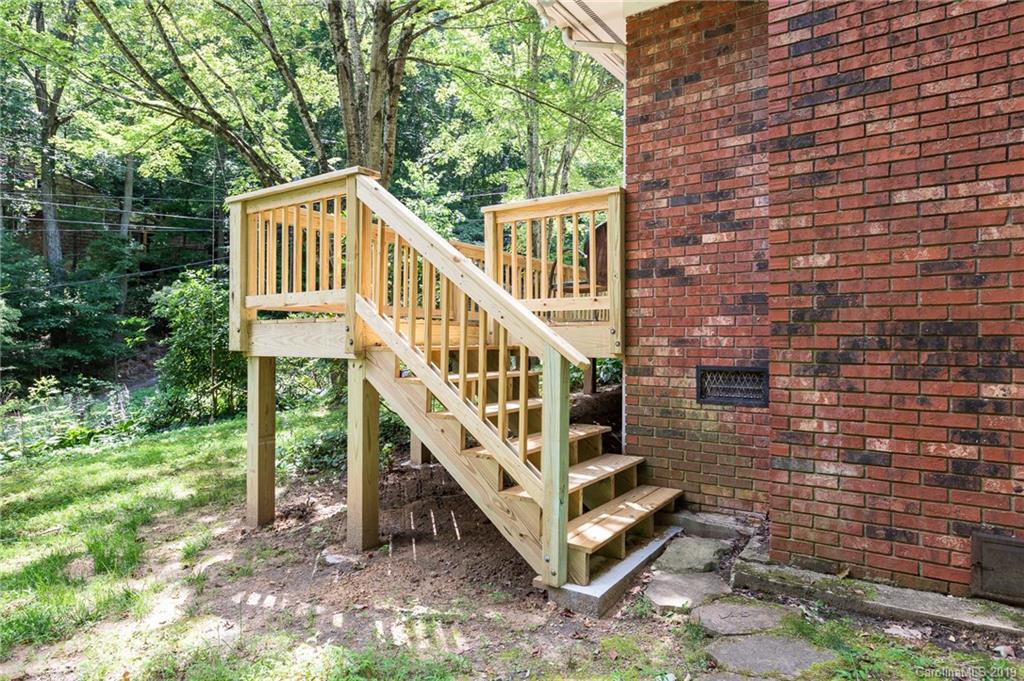 45 Lawterdale Road Asheville NC 28804