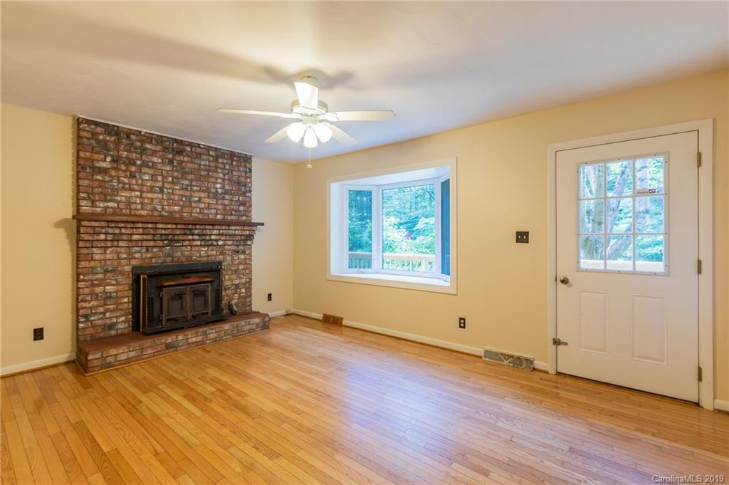 45 Lawterdale Road Asheville NC 28804