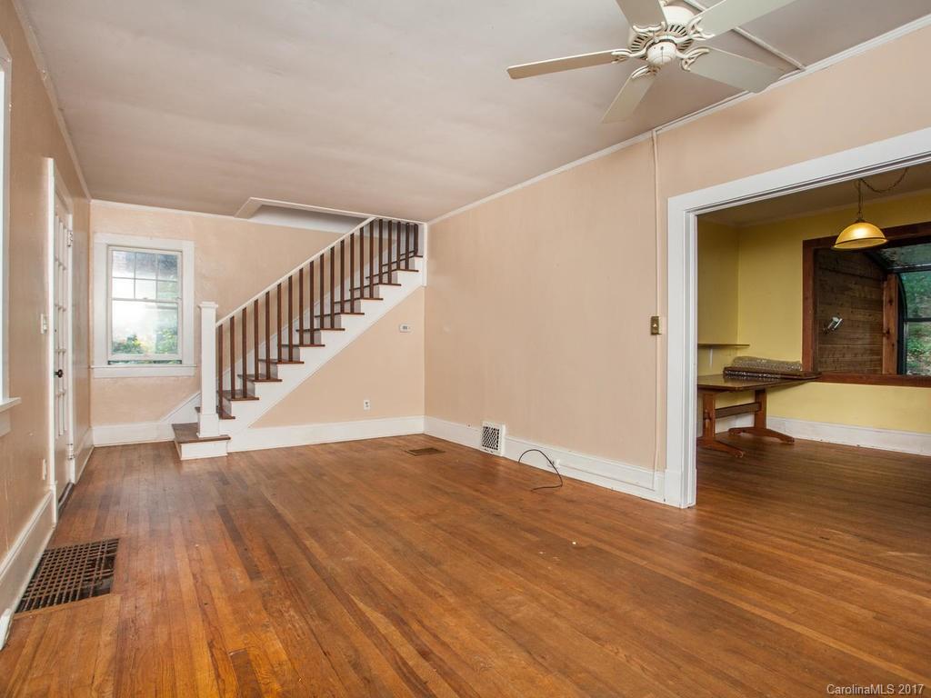 62 Crestmont Avenue Asheville NC 28806