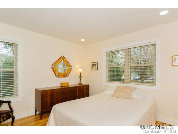 136 Salola Street Asheville NC 28806