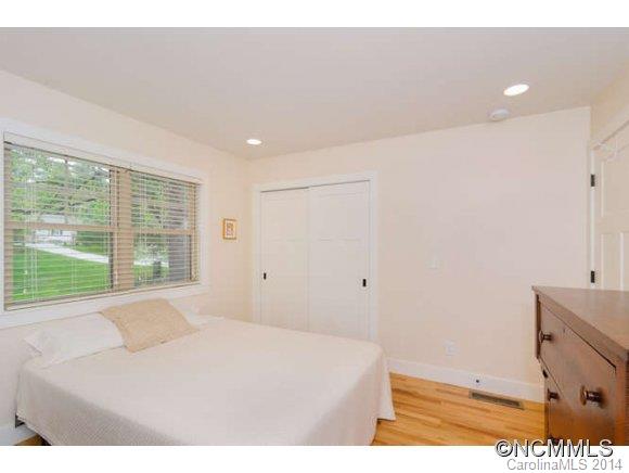 136 Salola Street Asheville NC 28806