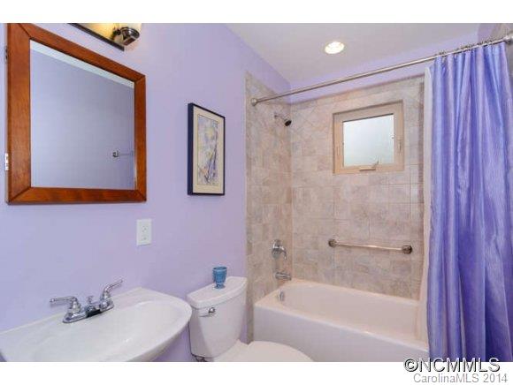 136 Salola Street Asheville NC 28806