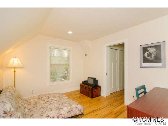 136 Salola Street Asheville NC 28806