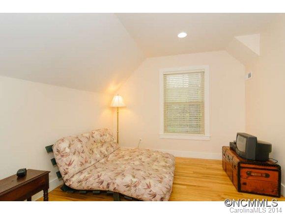 136 Salola Street Asheville NC 28806