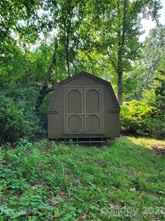 15 Cottage Drive Asheville NC 28805