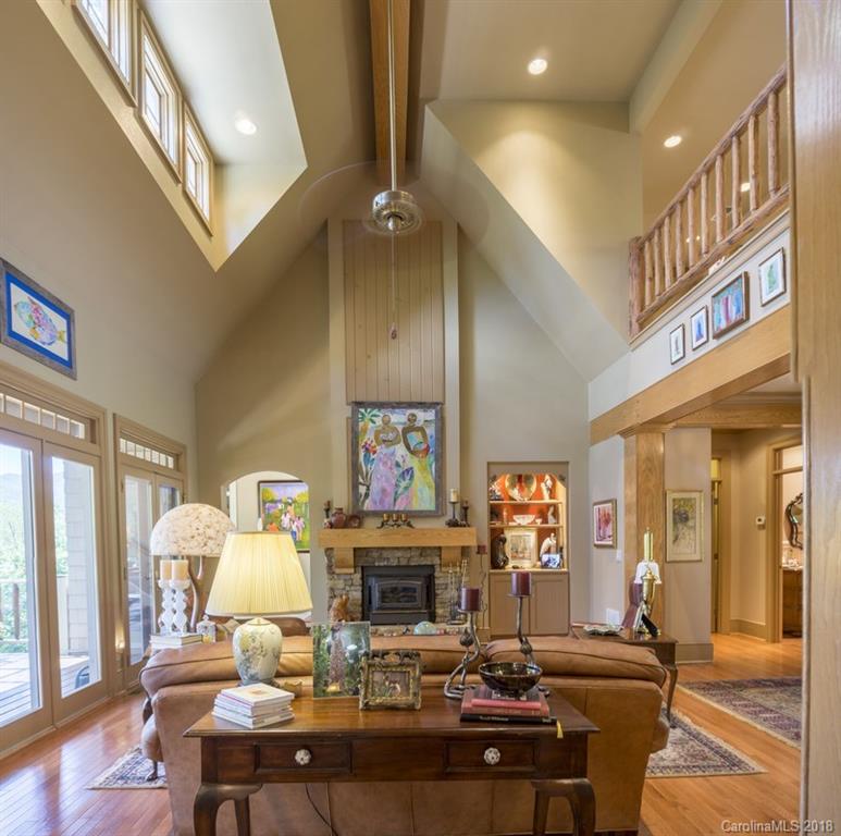 293 Chestnut Farms Lane Burnsville NC 28714