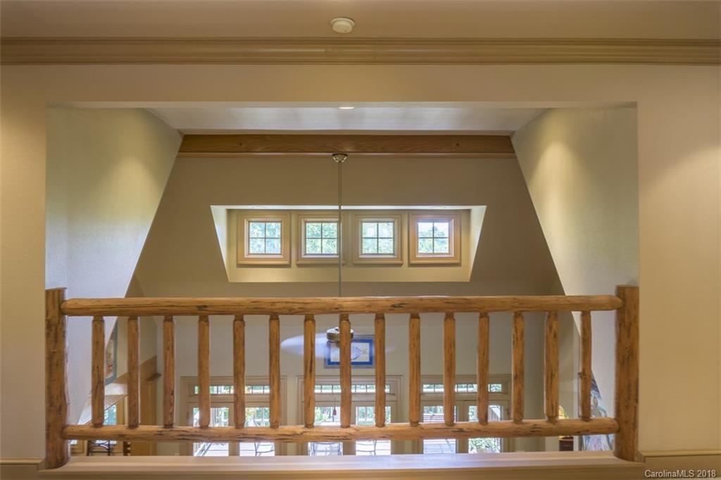 293 Chestnut Farms Lane Burnsville NC 28714