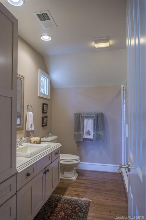 293 Chestnut Farms Lane Burnsville NC 28714