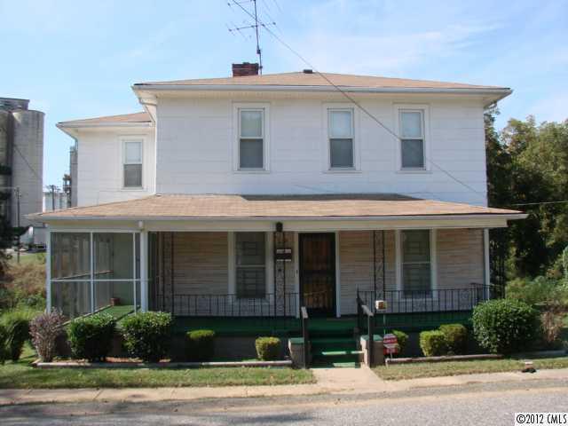 638 Harrison Street Statesville NC 28677