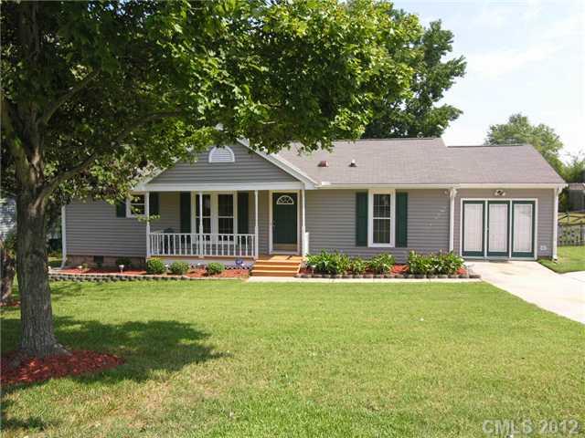 2912 Drakes Crossing Drive Charlotte NC 28262