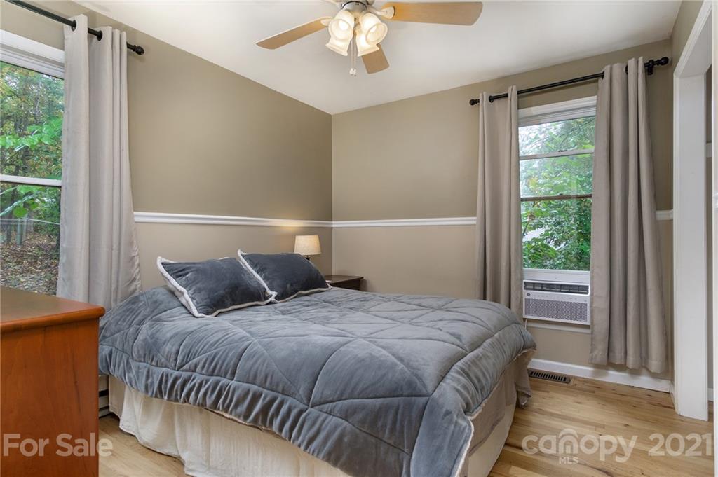19 Whipporwill Drive Weaverville NC 28787