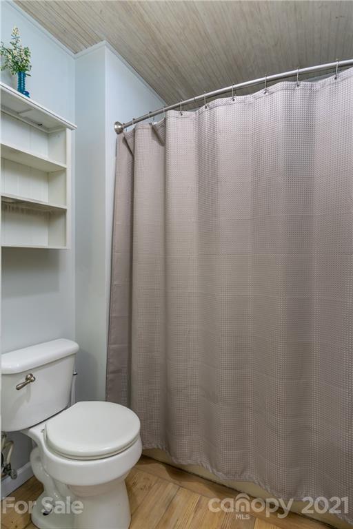 19 Whipporwill Drive Weaverville NC 28787