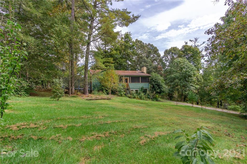 19 Whipporwill Drive Weaverville NC 28787