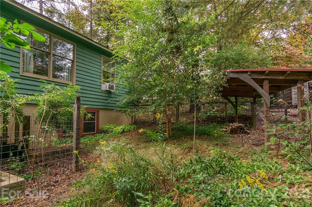 19 Whipporwill Drive Weaverville NC 28787