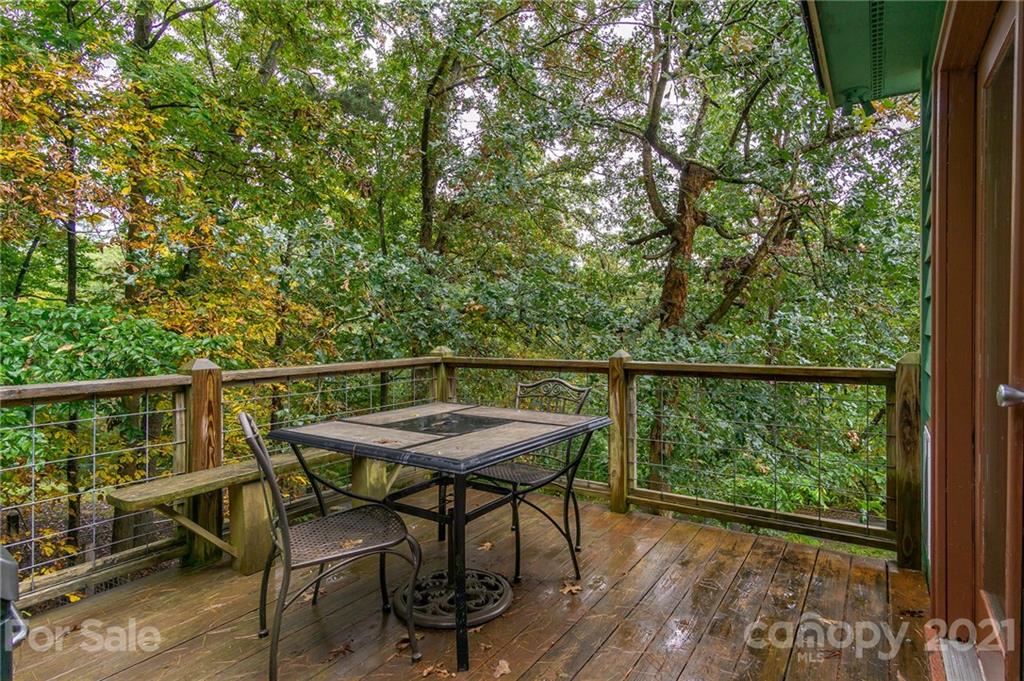 19 Whipporwill Drive Weaverville NC 28787