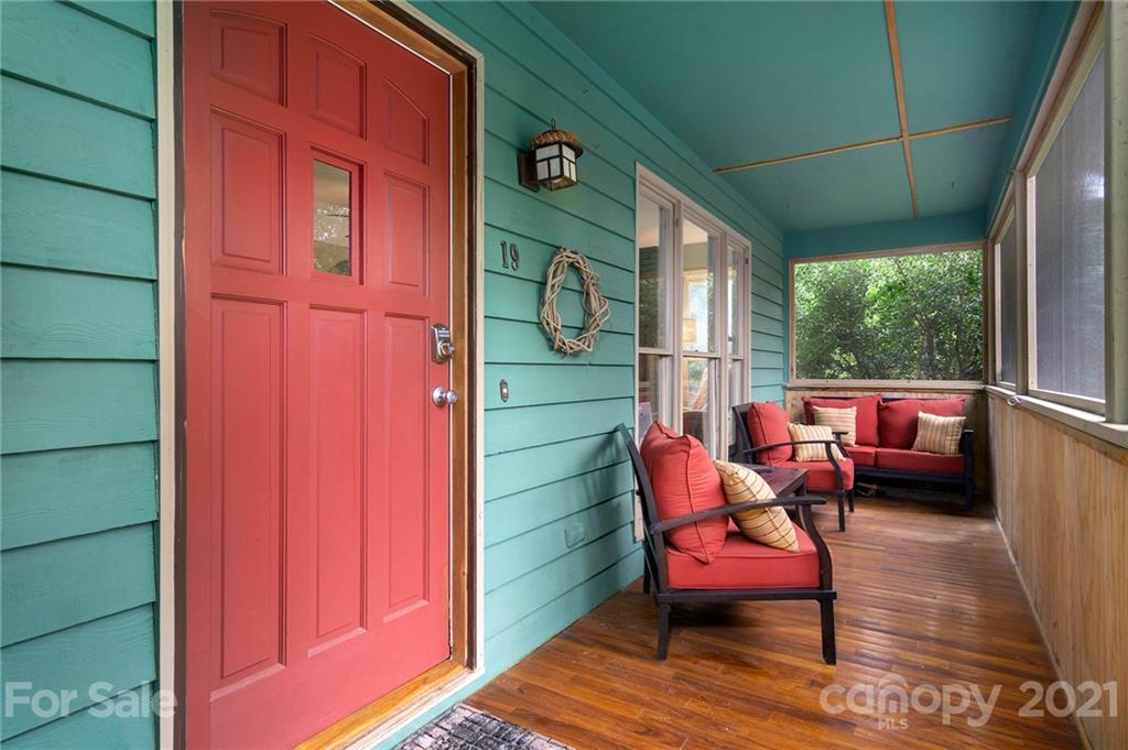 19 Whipporwill Drive Weaverville NC 28787