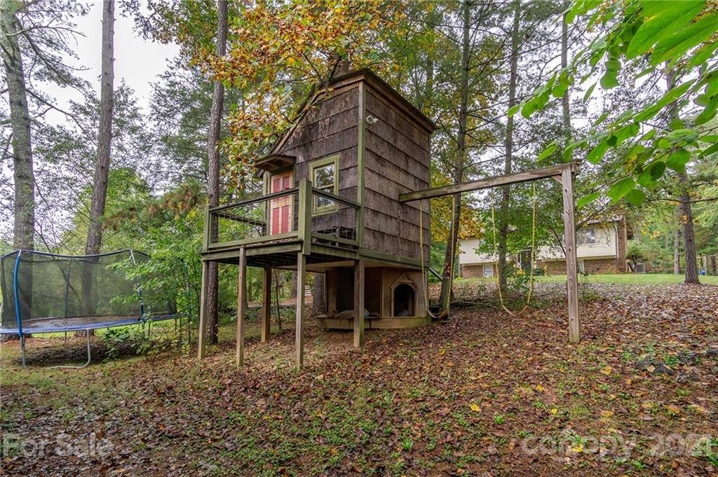 19 Whipporwill Drive Weaverville NC 28787