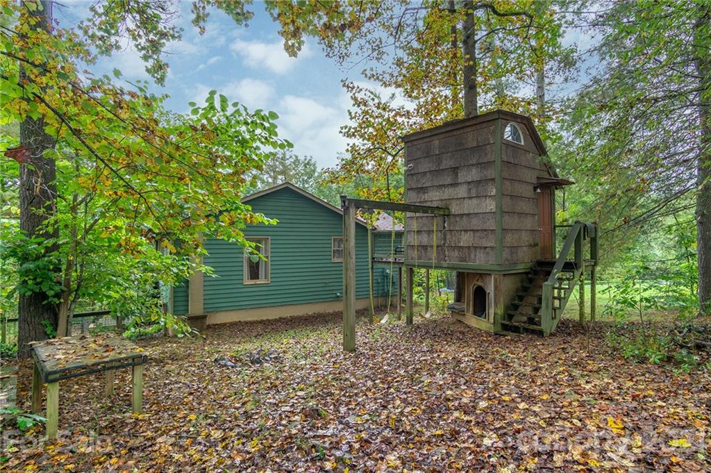 19 Whipporwill Drive Weaverville NC 28787
