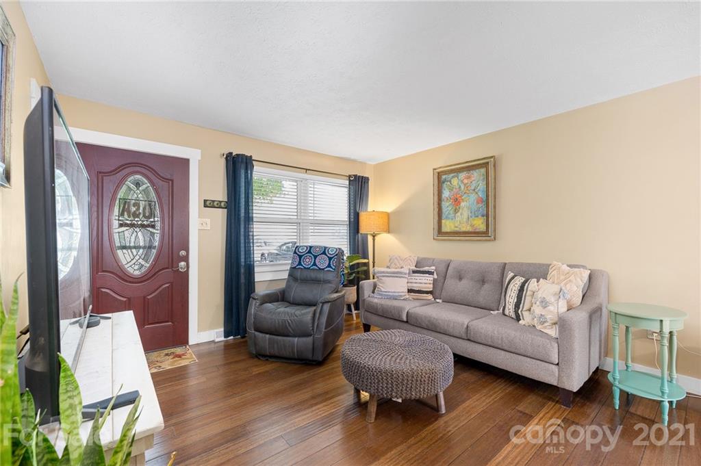 10 Eastridge Court Fairview NC 28730