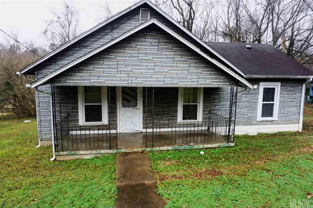 437 East D Street Newton NC 28658