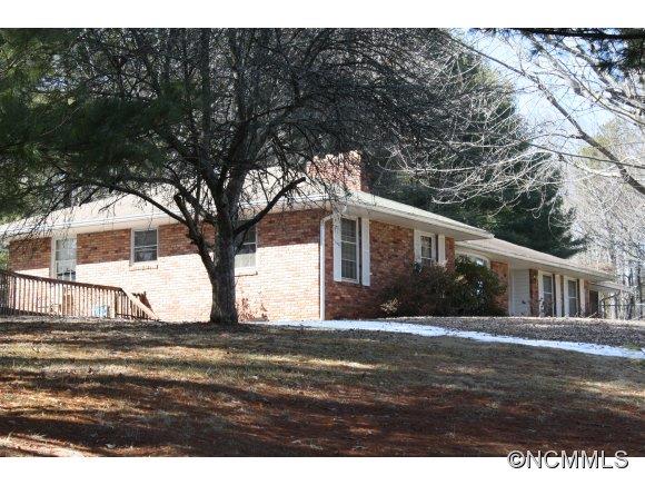 11 Rainbow Ridge Leicester NC 28748