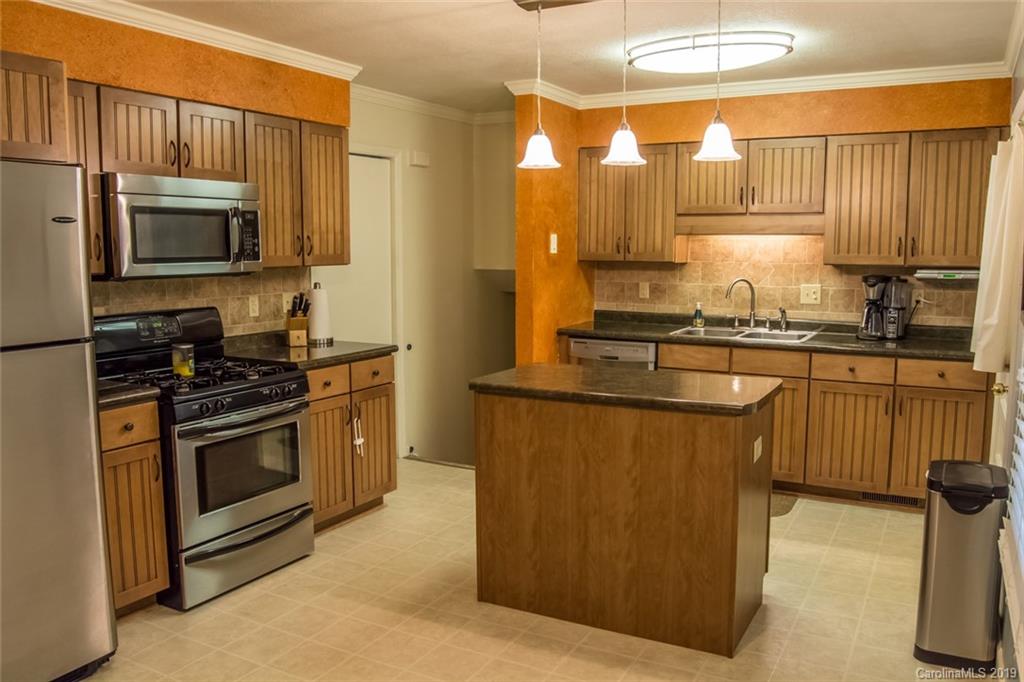 28 Laurel Park Drive Arden NC 28704