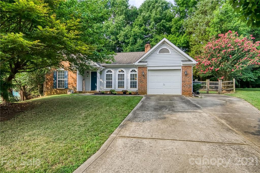 11605 Long Forest Drive Charlotte NC 28269