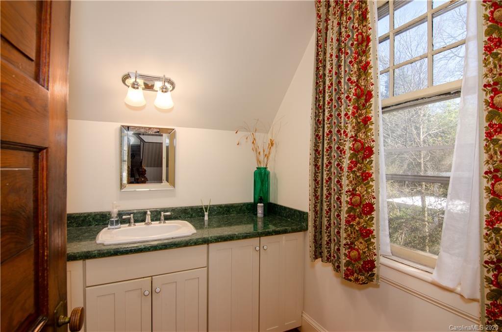 138 E Chestnut Street Asheville NC 28801
