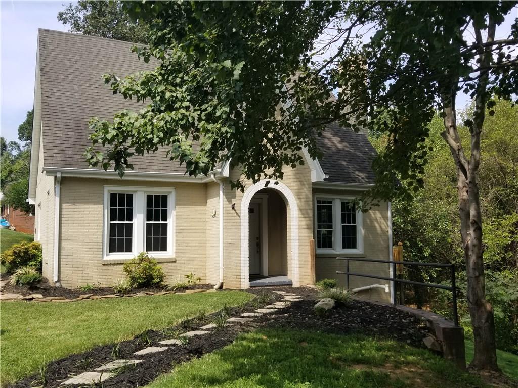 1826 4th Avenue Nw Hickory NC 28601