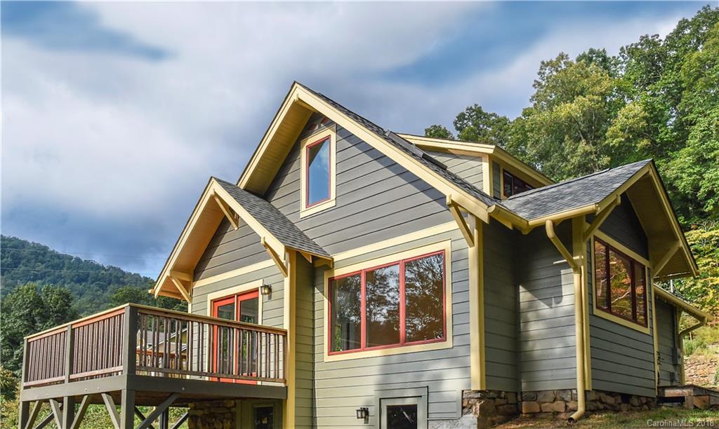 130 Park Ridge Avenue Swannanoa NC 28778
