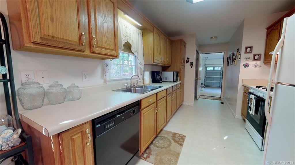 55 Hickory Hill Drive Marion NC 28752