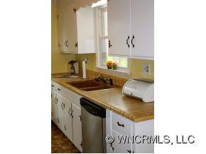 30 Ashe Road Candler NC 28715