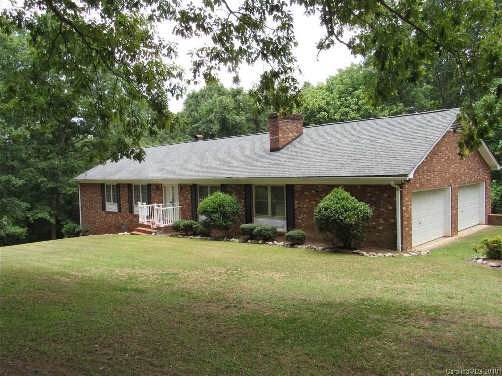 212 Pinewood Drive Lincolnton NC 28092