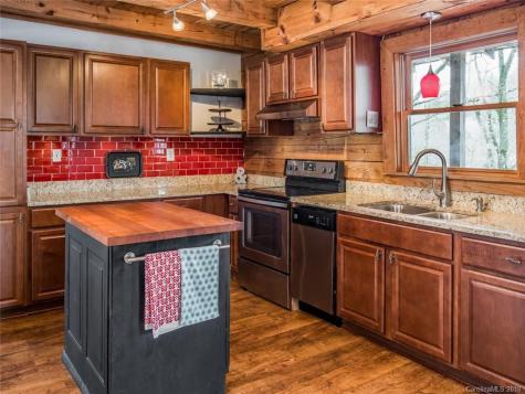 54 Sandy Lane Mars Hill NC 28754