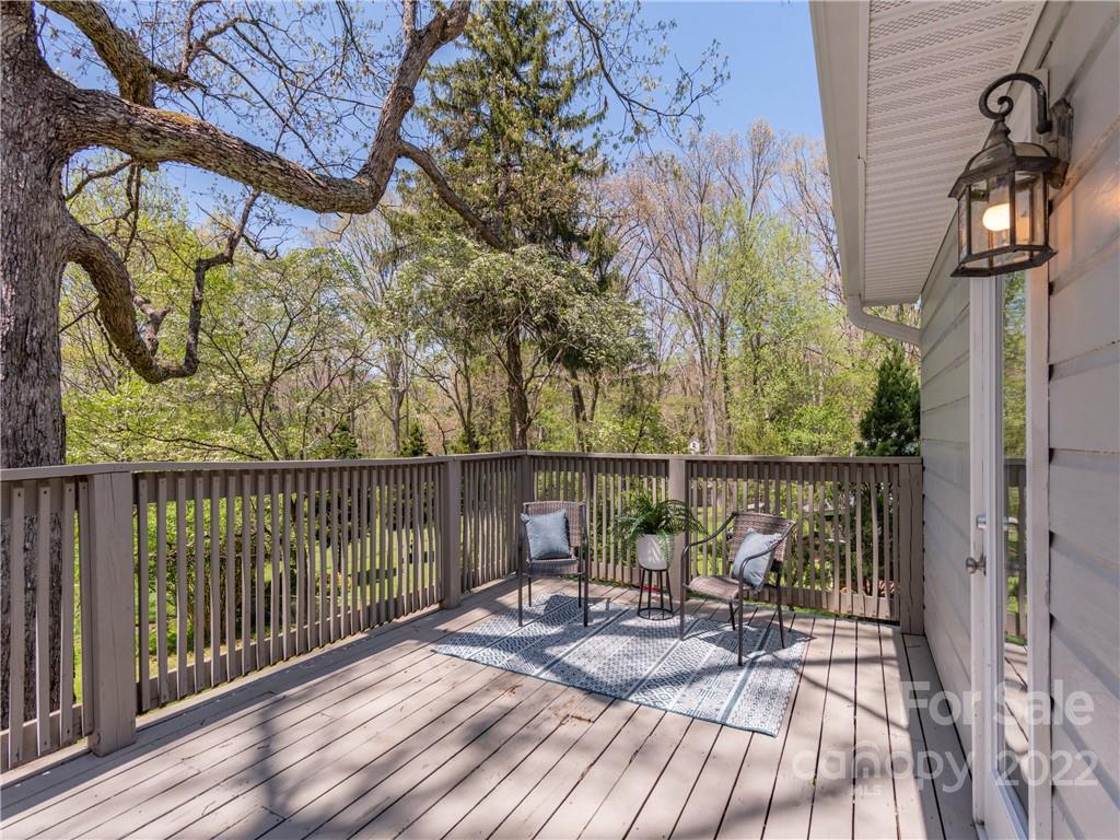 384 Thomas Park Drive Waynesville NC 28786