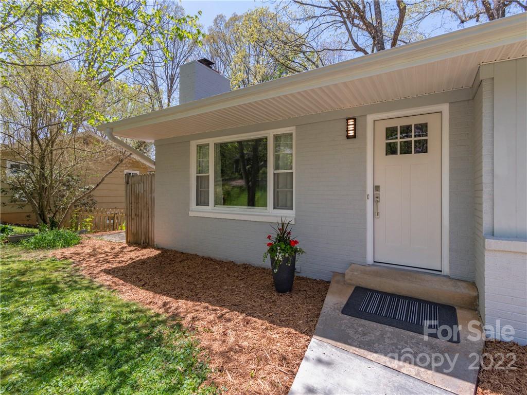 384 Thomas Park Drive Waynesville NC 28786