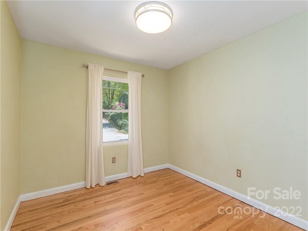 384 Thomas Park Drive Waynesville NC 28786