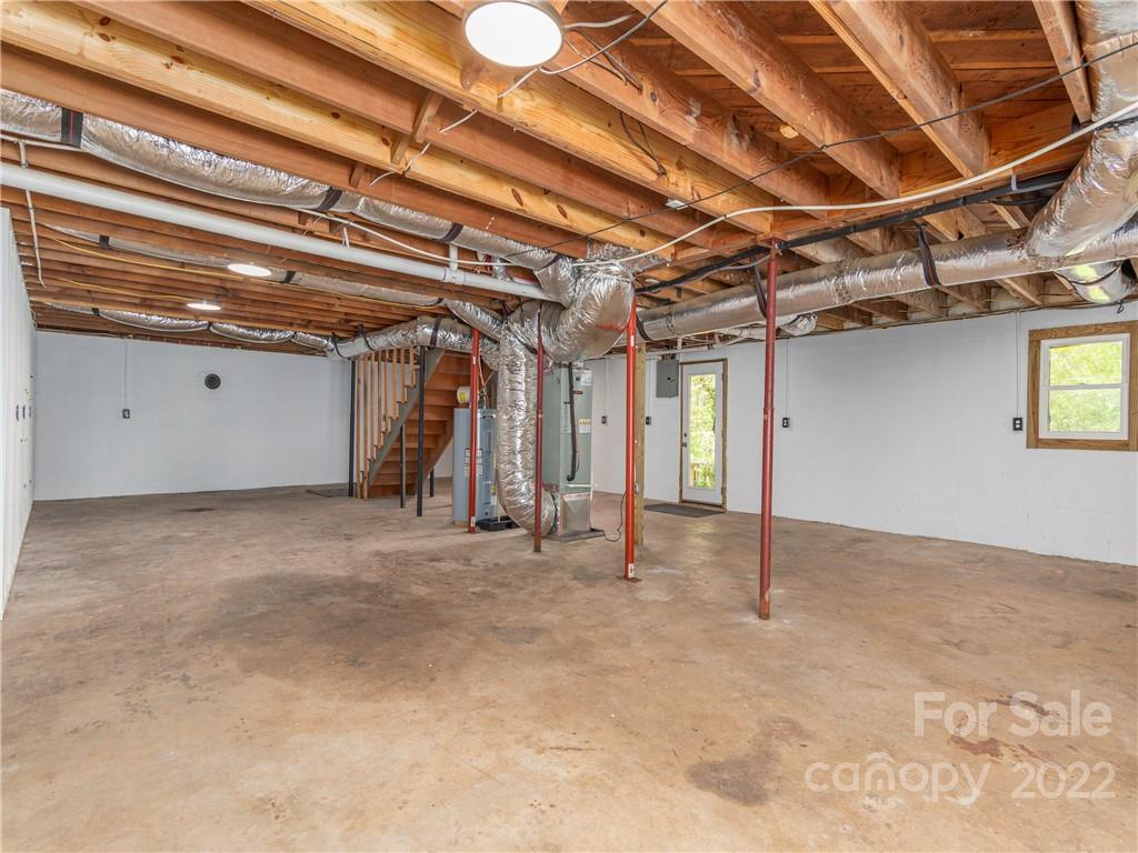 384 Thomas Park Drive Waynesville NC 28786