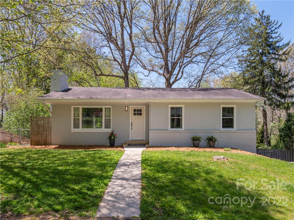 384 Thomas Park Drive Waynesville NC 28786