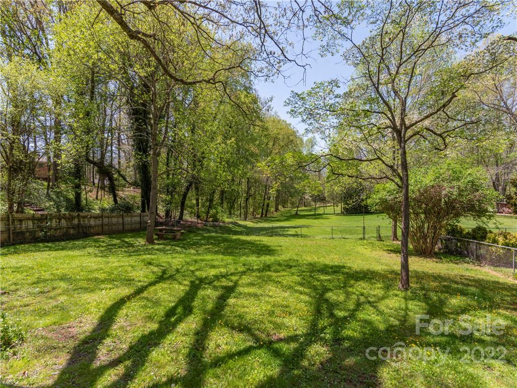 384 Thomas Park Drive Waynesville NC 28786